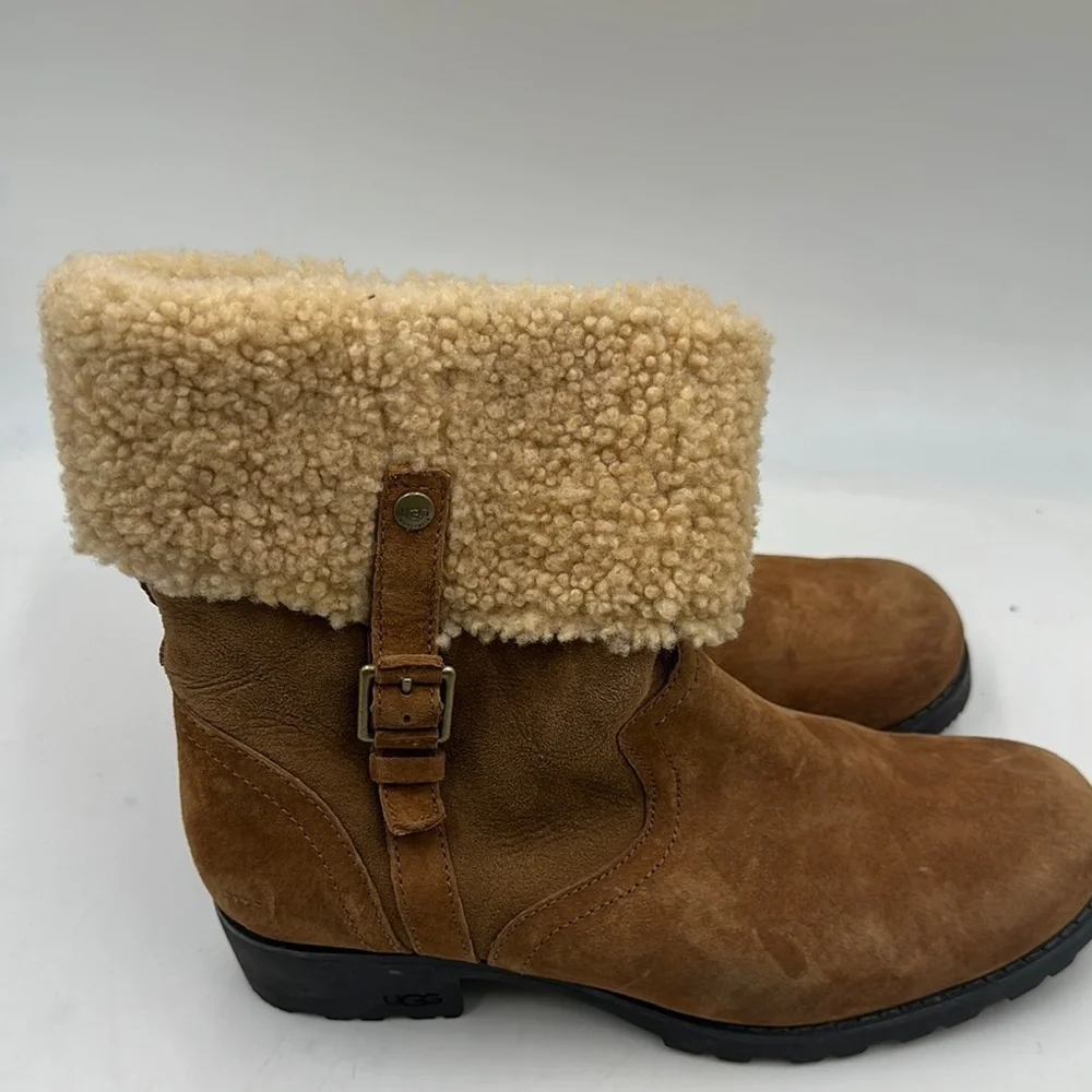 UGG Australia Bellevue Leather Sheepskin Lined Boots Women's Size 9 Buckle